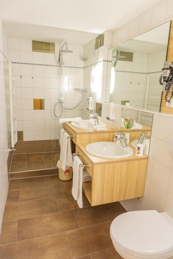 Landhaus Zur Ohe Schonberg  Ngoại thất bức ảnh
